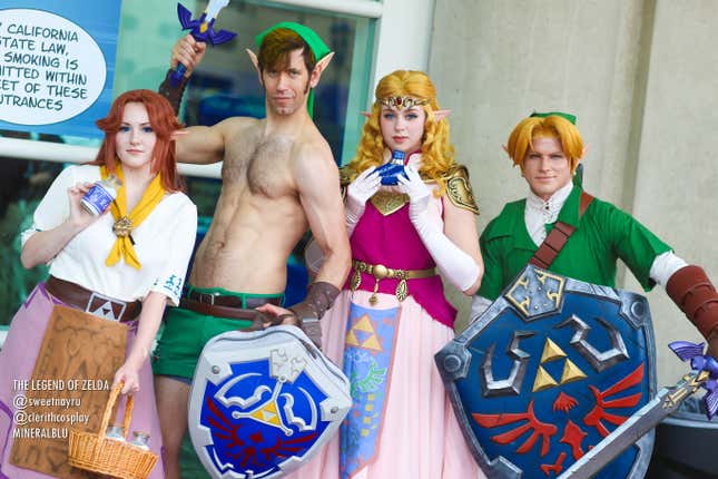 Malon, shirtless Link, Zelda, and regular Link at San Diego Comic Con.